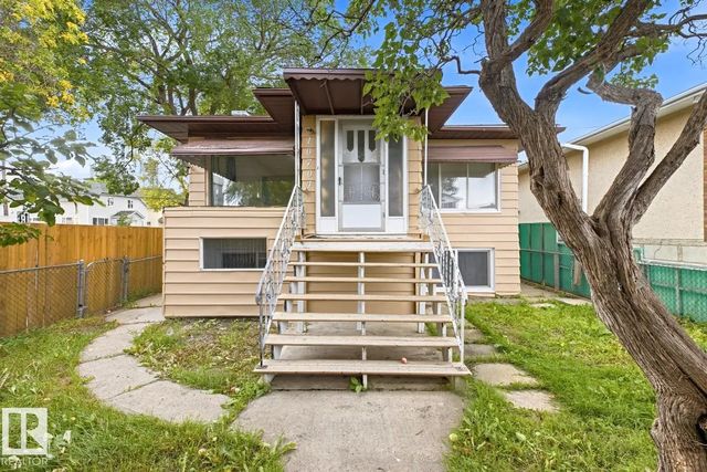 10704 96 Street Nw, Edmonton