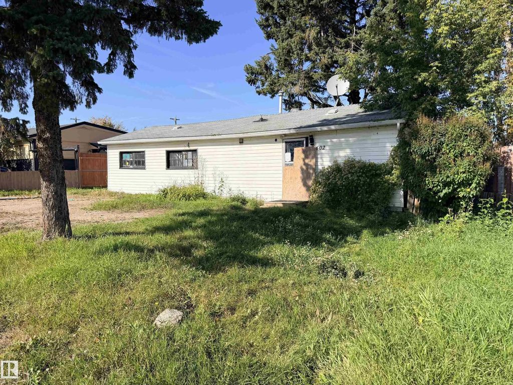 602 12 Avenue, Cold Lake