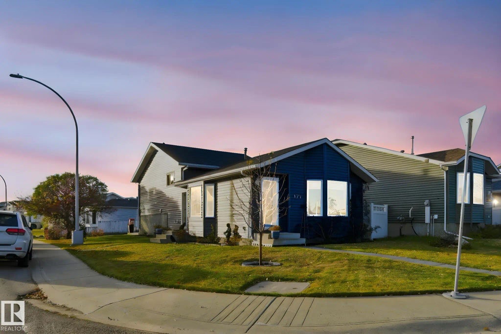 373 Kline Crescent, Edmonton