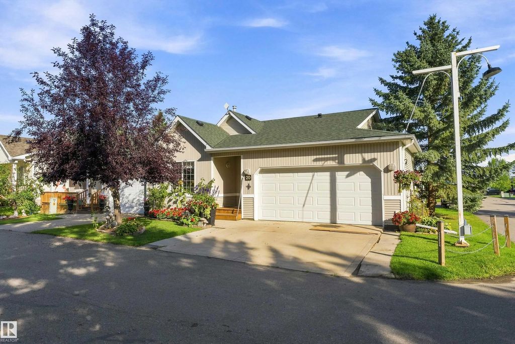 20 1 Village Lane, Rural Wetaskiwin County