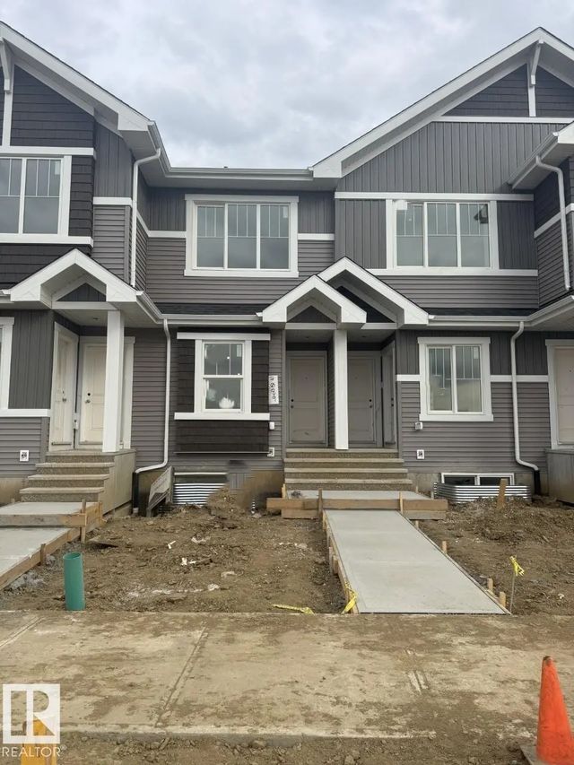 7089 Rosenthal Drive Nw, Edmonton