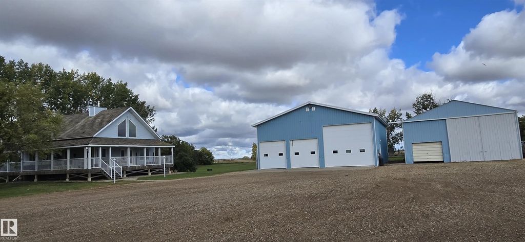 14130 Twp 524, Rural Minburn County