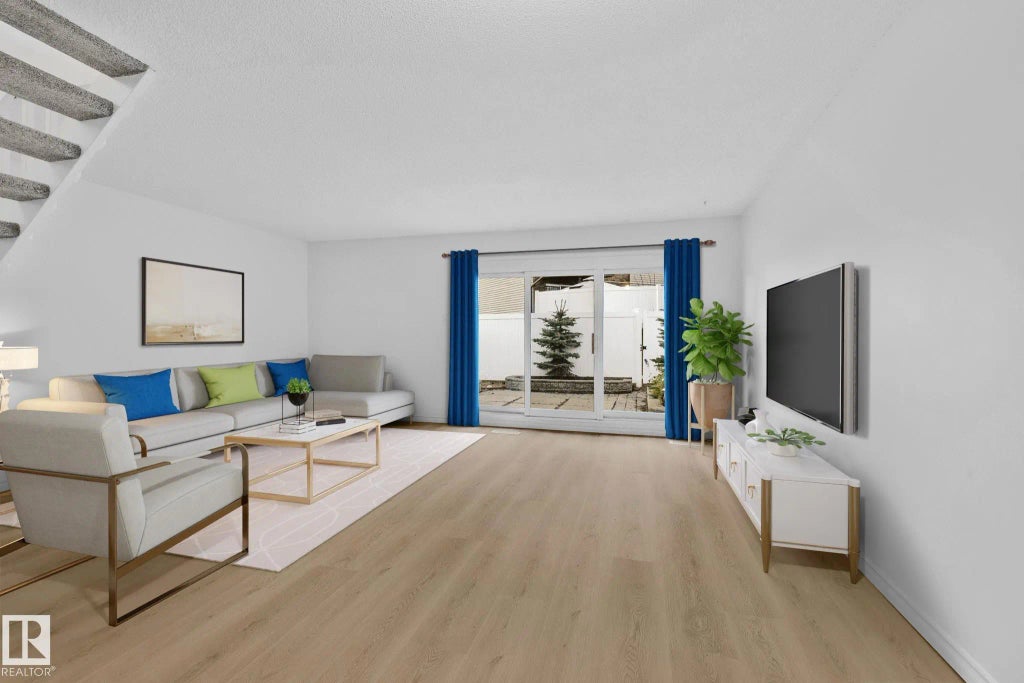 3f Meadowlark Village, Edmonton