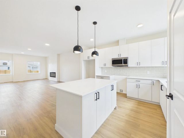 1096 Mcleod Avenue, Spruce Grove