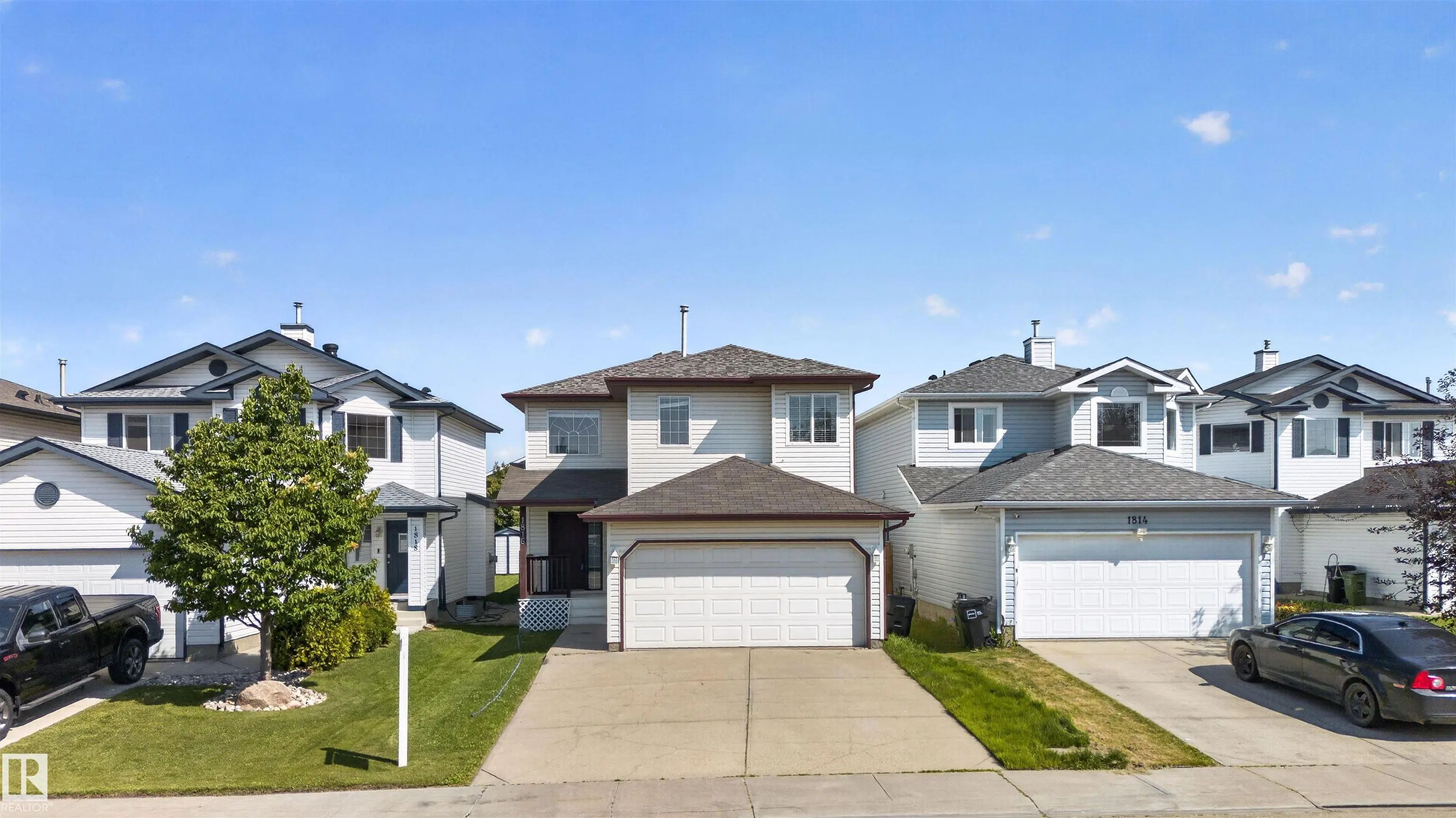 Photo for MLS®# E4503092 - home for sale at 1816 36 Avenue Northwest, Wild Rose, Edmonton AB