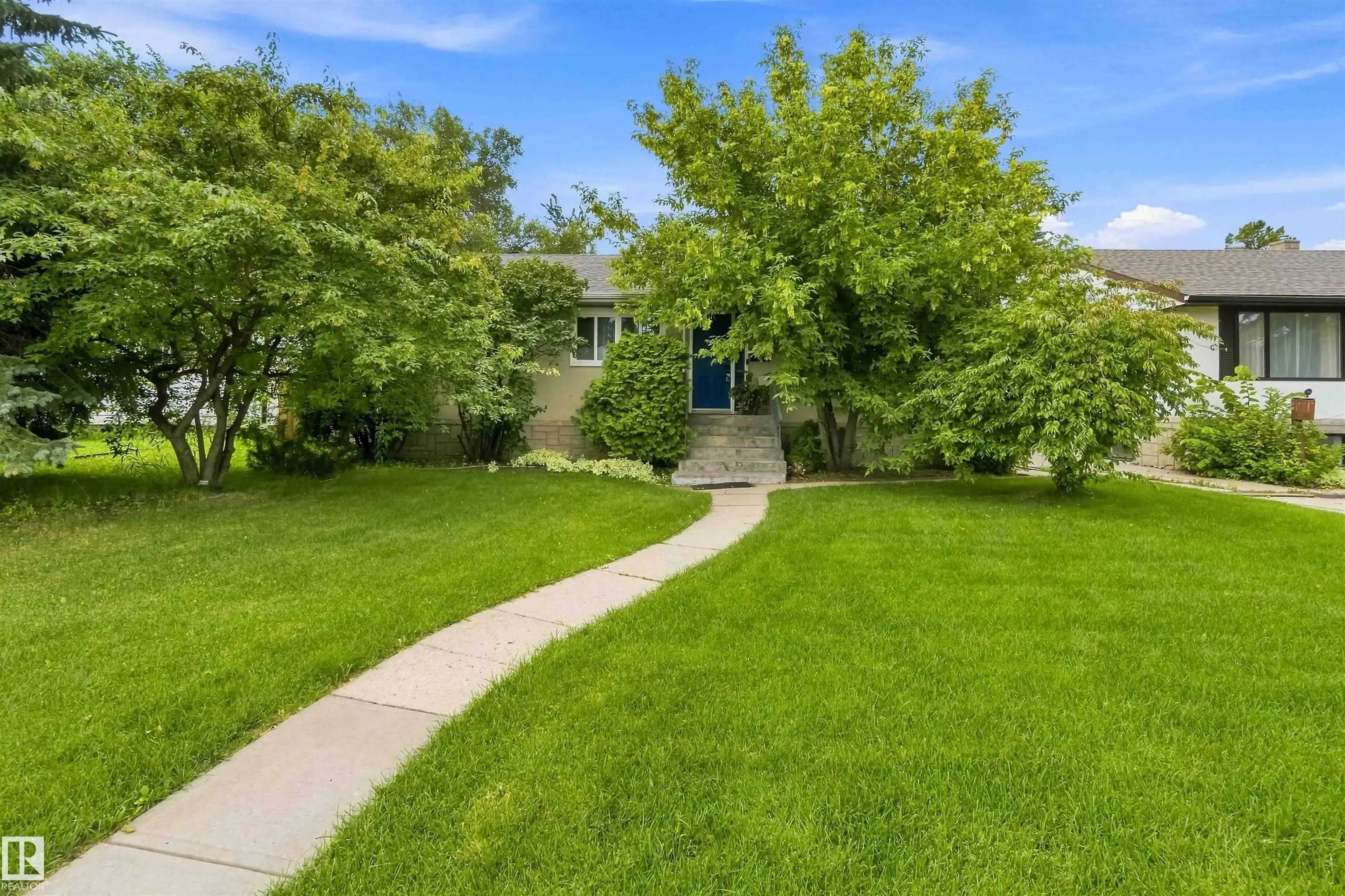 Edmonton Single Family Home for Sale 
