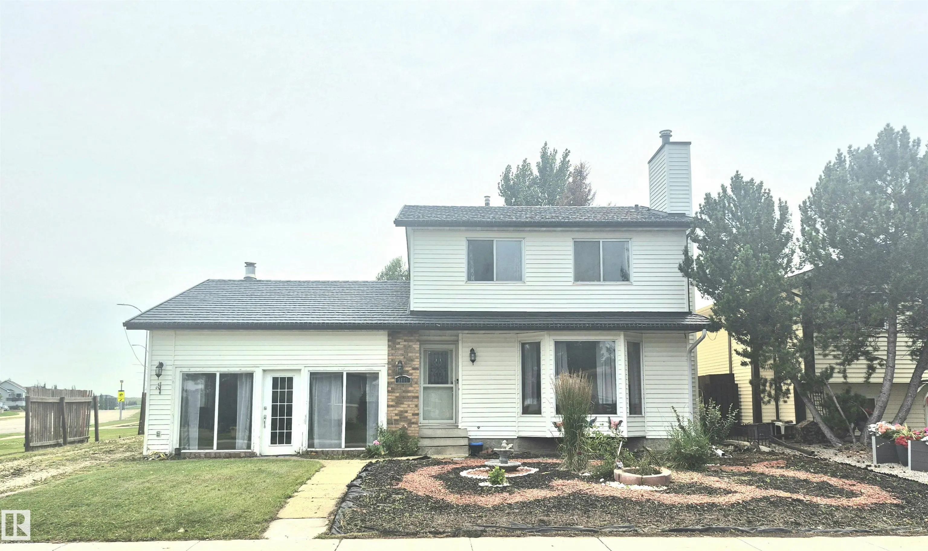 Leduc Real Estate: Single Family Property for Sale in Caledonia
