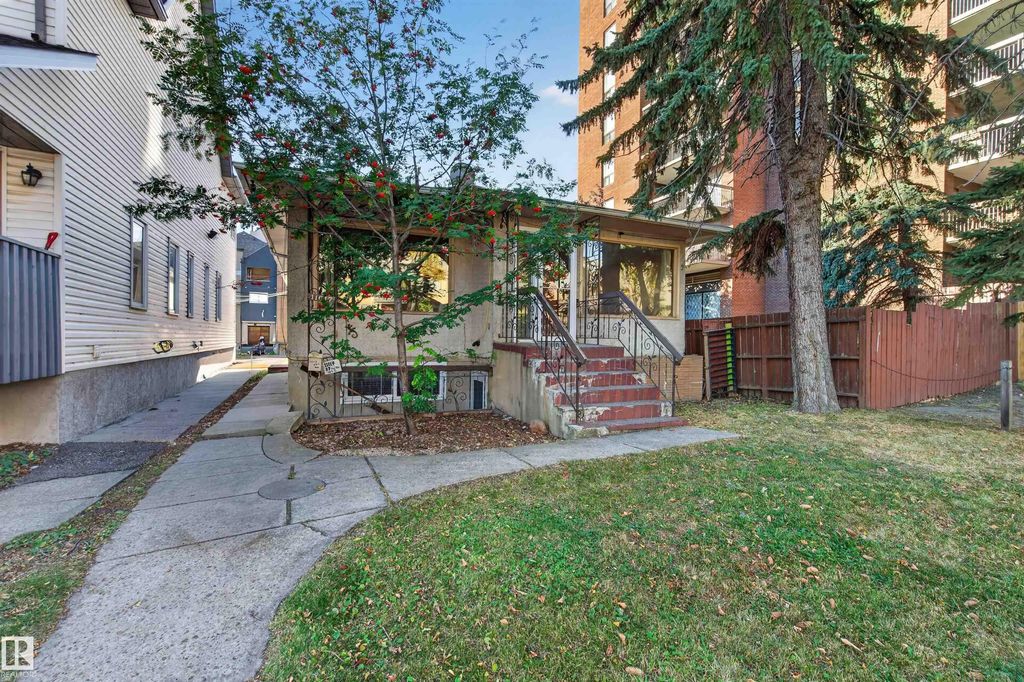 11015 87 Avenue, Edmonton