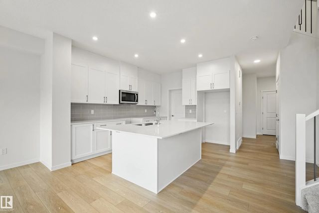 20731 24 Avenue Nw, Edmonton
