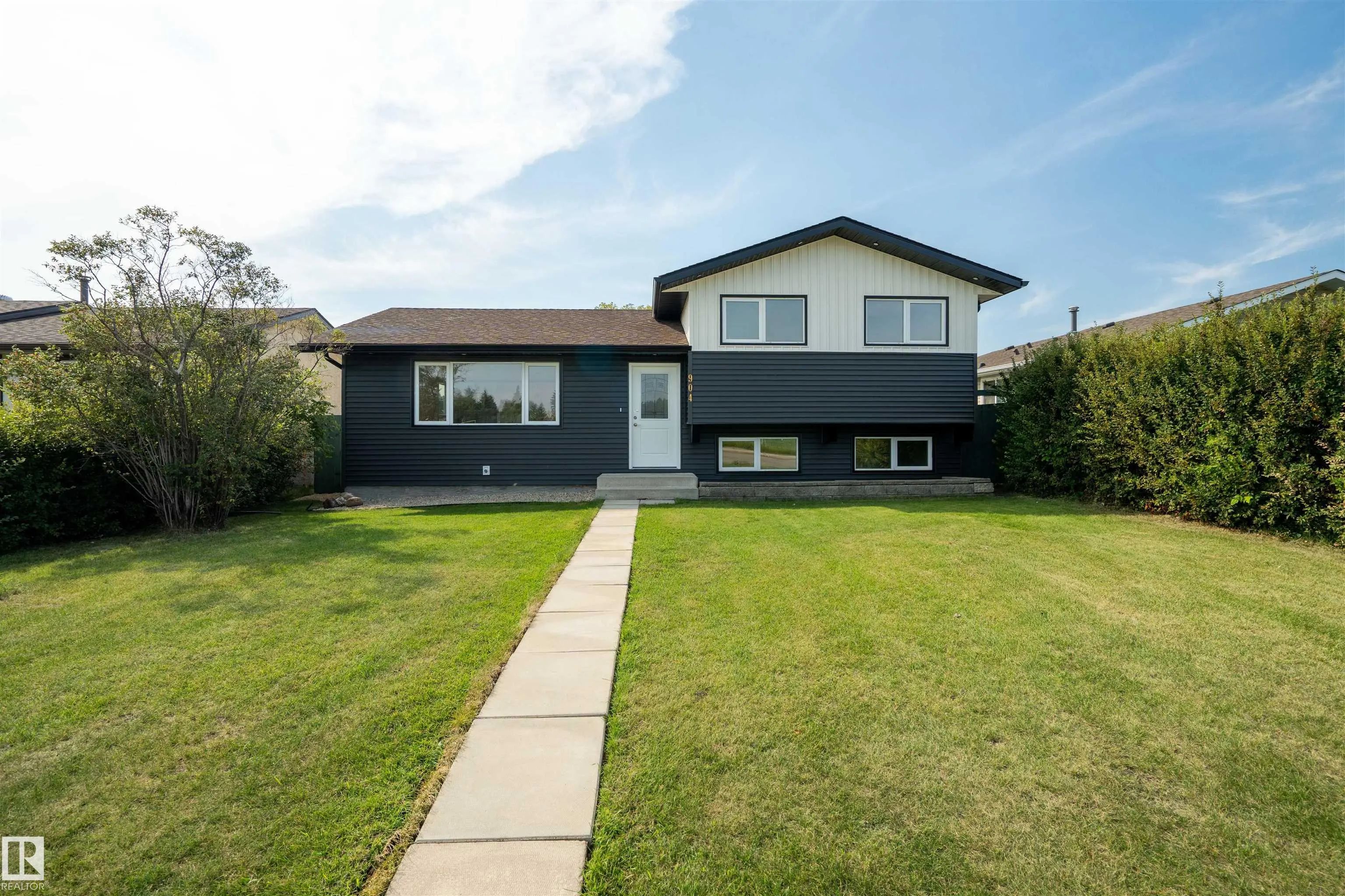Photo of Listing #E4506211