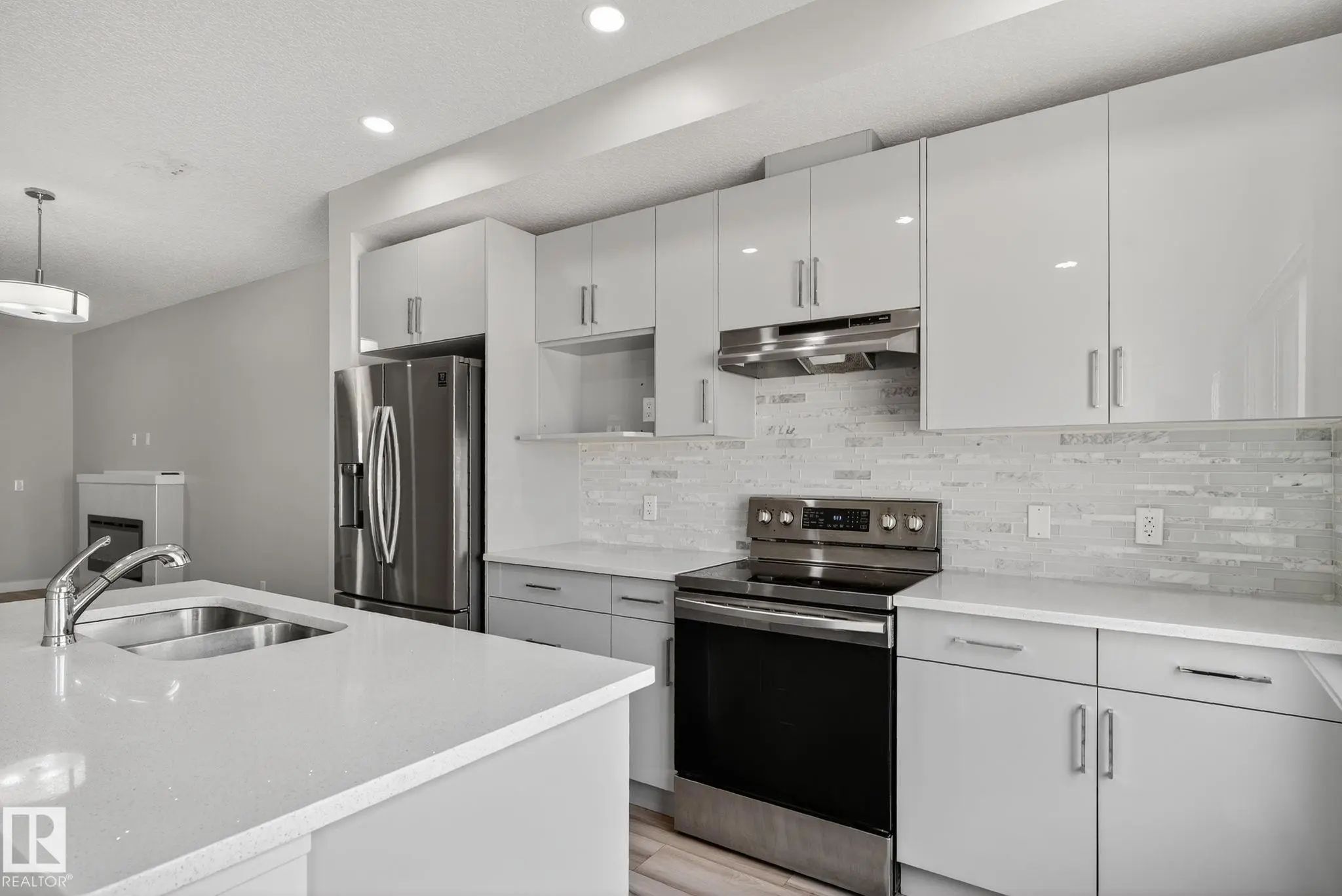 Photo for MLS®# E4502785 - home for sale at 4879 Alwood Point(e) Southwest, Allard, Edmonton AB
