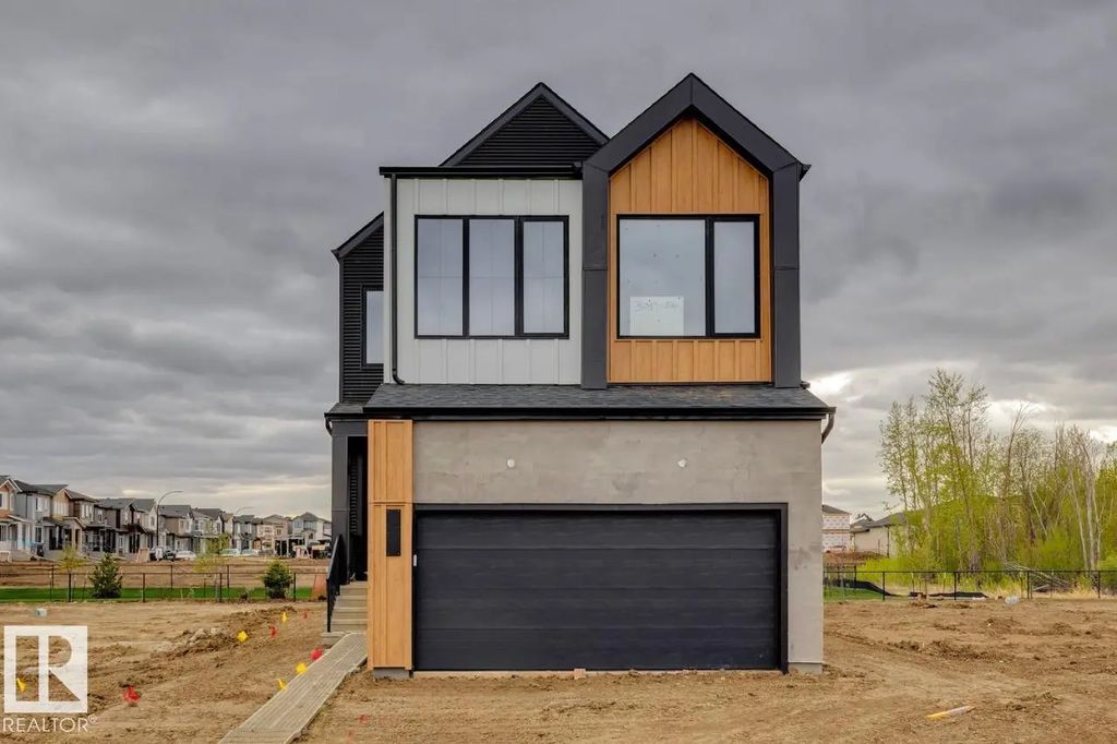 3019 5 Avenue, Edmonton