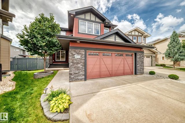 5209 Godson Bay Bay Nw, Edmonton
