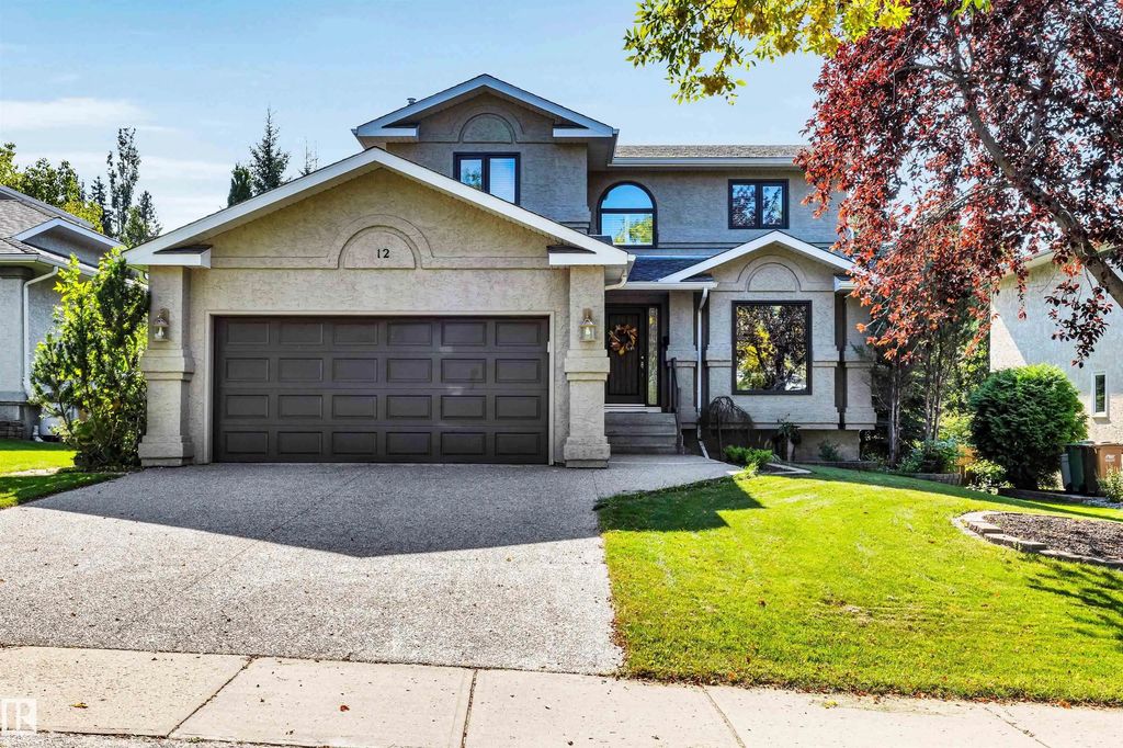 12 Harwood Drive, St. Albert