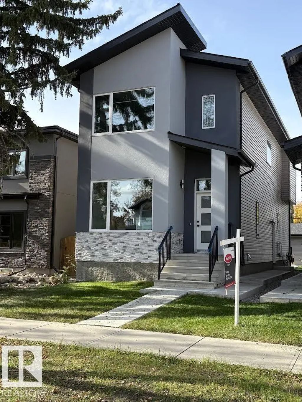 11032 128 Street, Edmonton
