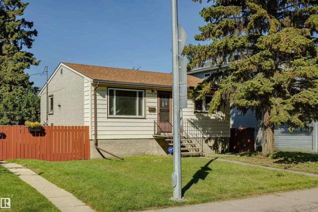 10916 151 Street Nw, Edmonton