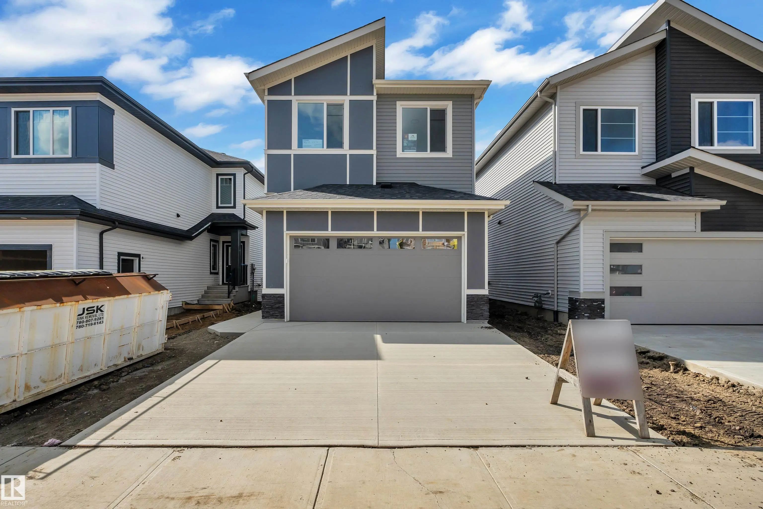 Photo for MLS®# E4509842 - home for sale at 4212 63 Street, Ruisseau, Beaumont AB