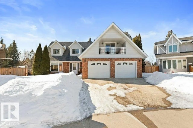 8 Lachambre Place, St. Albert