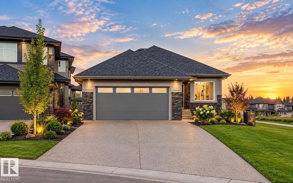 6645 Crawford Landing, Edmonton