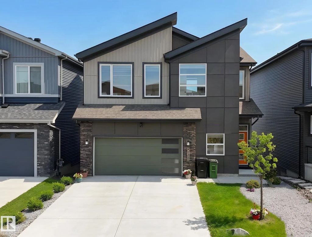 6045 King Landing Landing, Edmonton