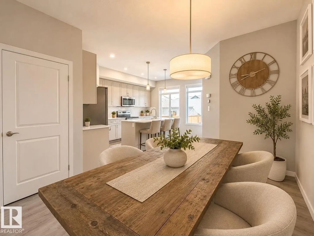 2035 160 Street, Edmonton