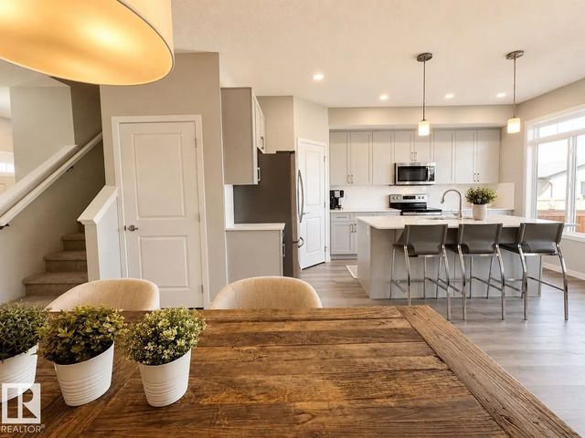 2035 160 Street Sw, Edmonton