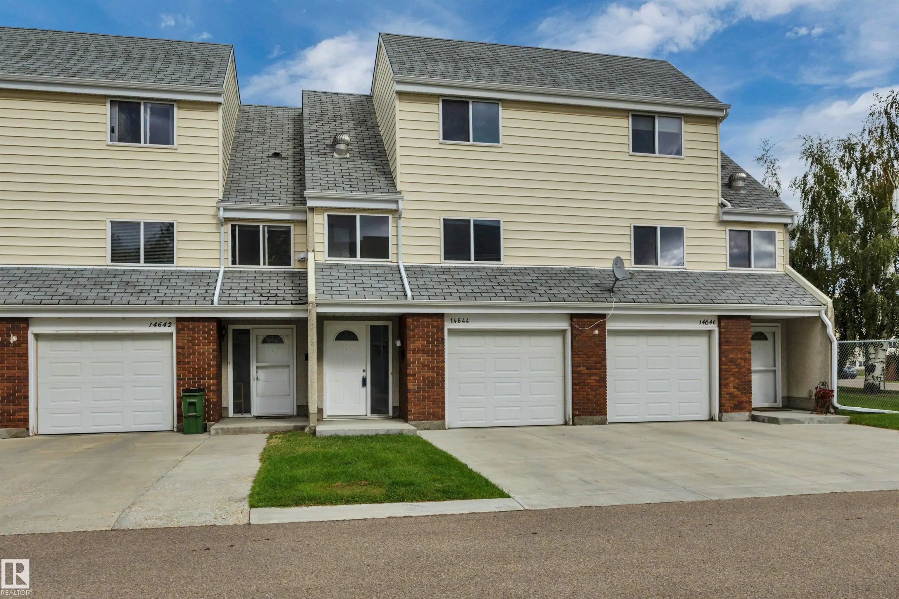 Photo of Listing #E4507092