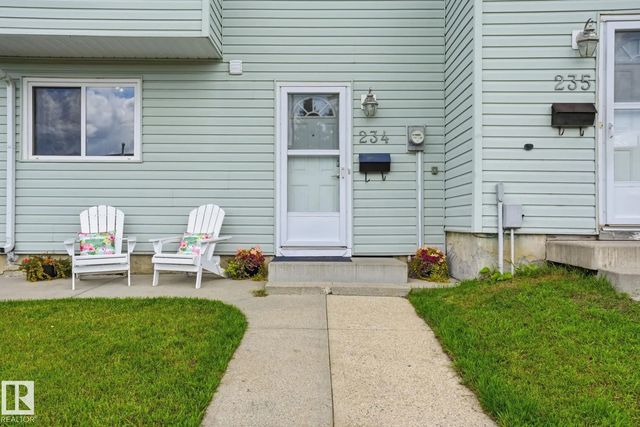 234 Dickinsfield Court Nw, Edmonton
