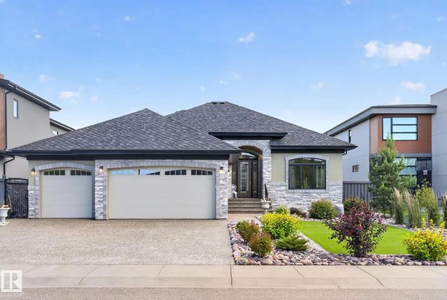 4707 Woolsey Common Sw, Edmonton
