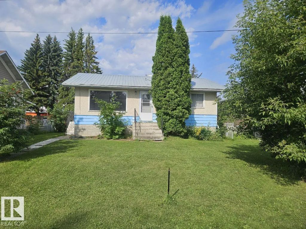 5024 50 Street, Andrew