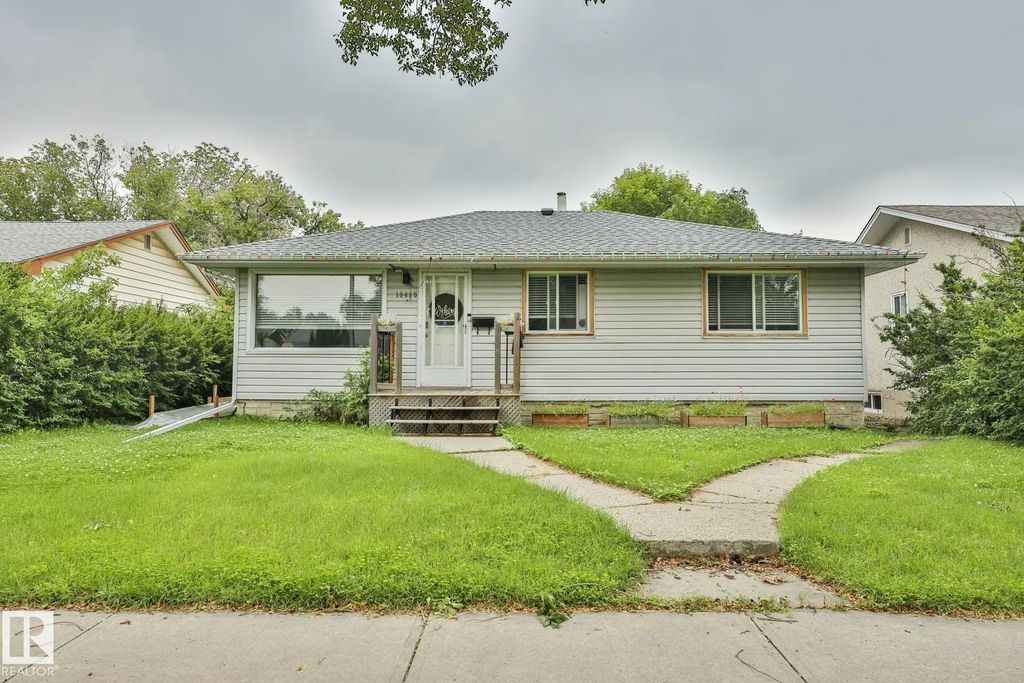 10415 163 Street, Edmonton