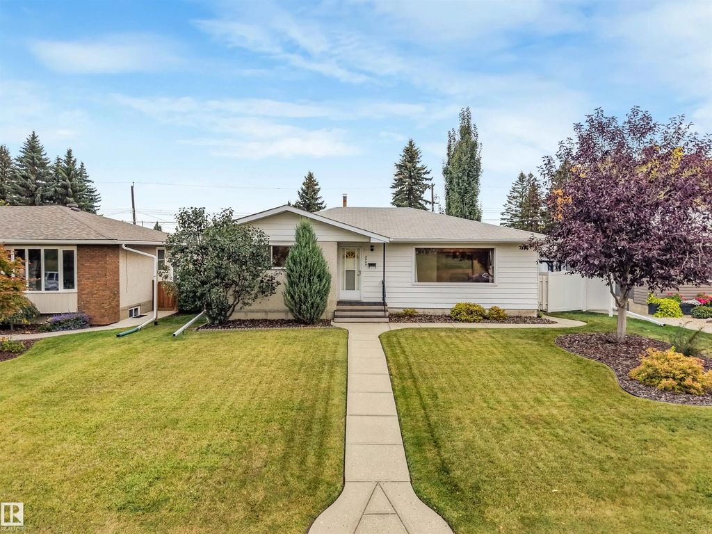 5904 94 Avenue, Edmonton