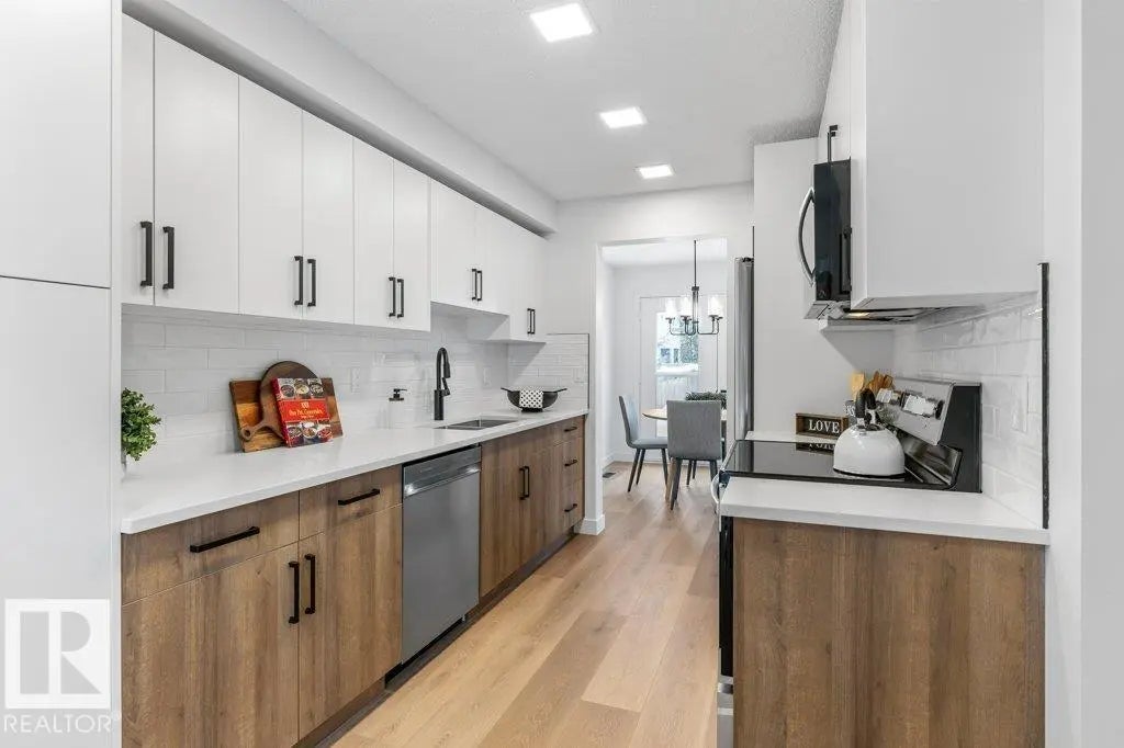 324 Grandin Village, St. Albert