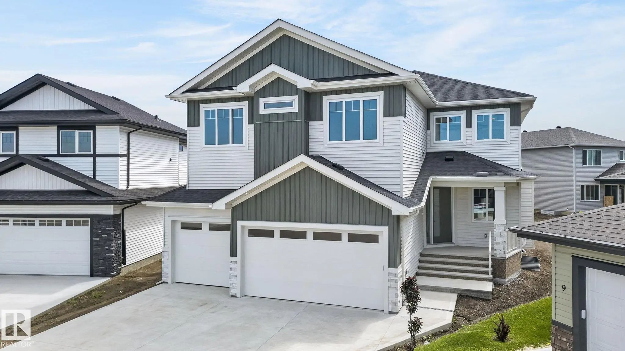 Photo for MLS®# E4495481 - home for sale at 11 Hillwood Terrace, Hilldowns, Spruce Grove AB