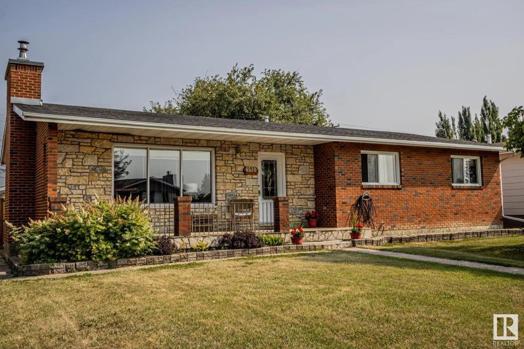 4510 45 Avenue, St. Paul Town