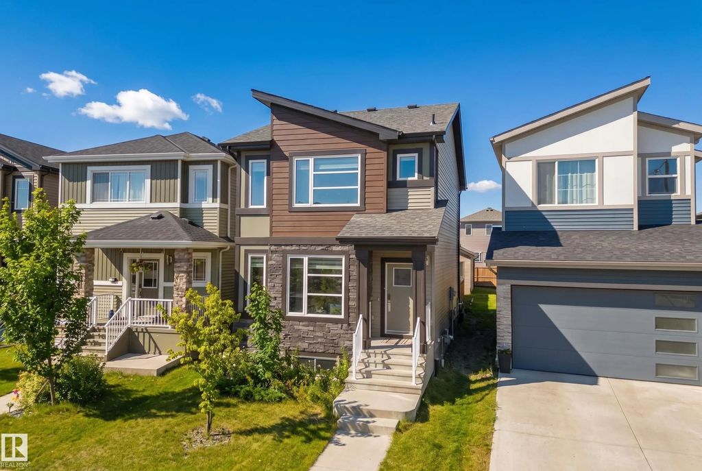 7437 Creighton Place, Edmonton