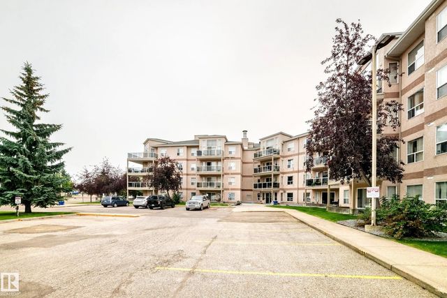 137 9704 174 Street Nw, Edmonton