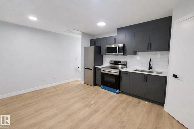 137 29 Street Sw, Edmonton