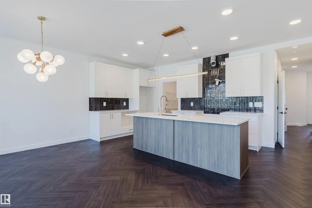 1731 Crossbill Loop Nw, Edmonton Property Listing: MLS® #E4511586
