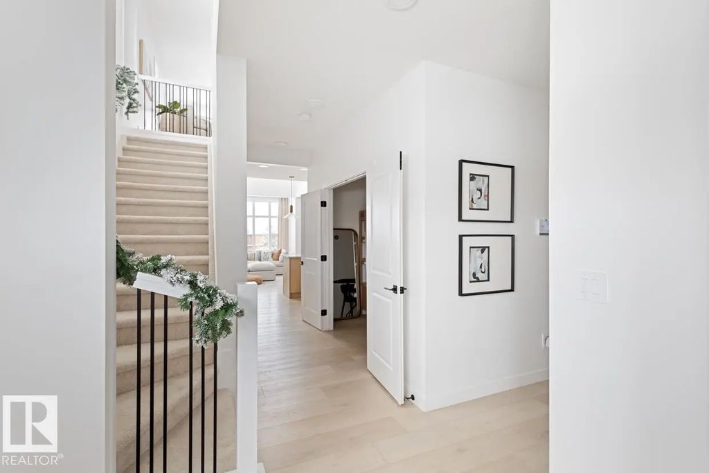1731 Crossbill Loop Nw, Edmonton Property Listing: MLS® #E4511586