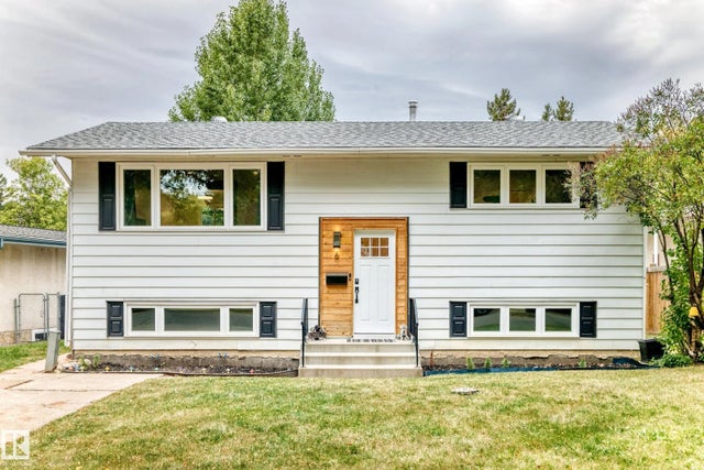 6 Beacon Crescent, St. Albert