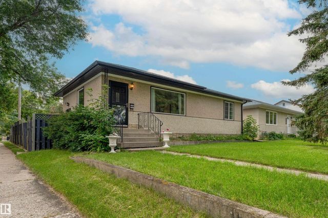 Photo for MLS®# E4508059 - home for sale at 9904 109 Street, Old Fort Saskatchewan, Fort Saskatchewan AB