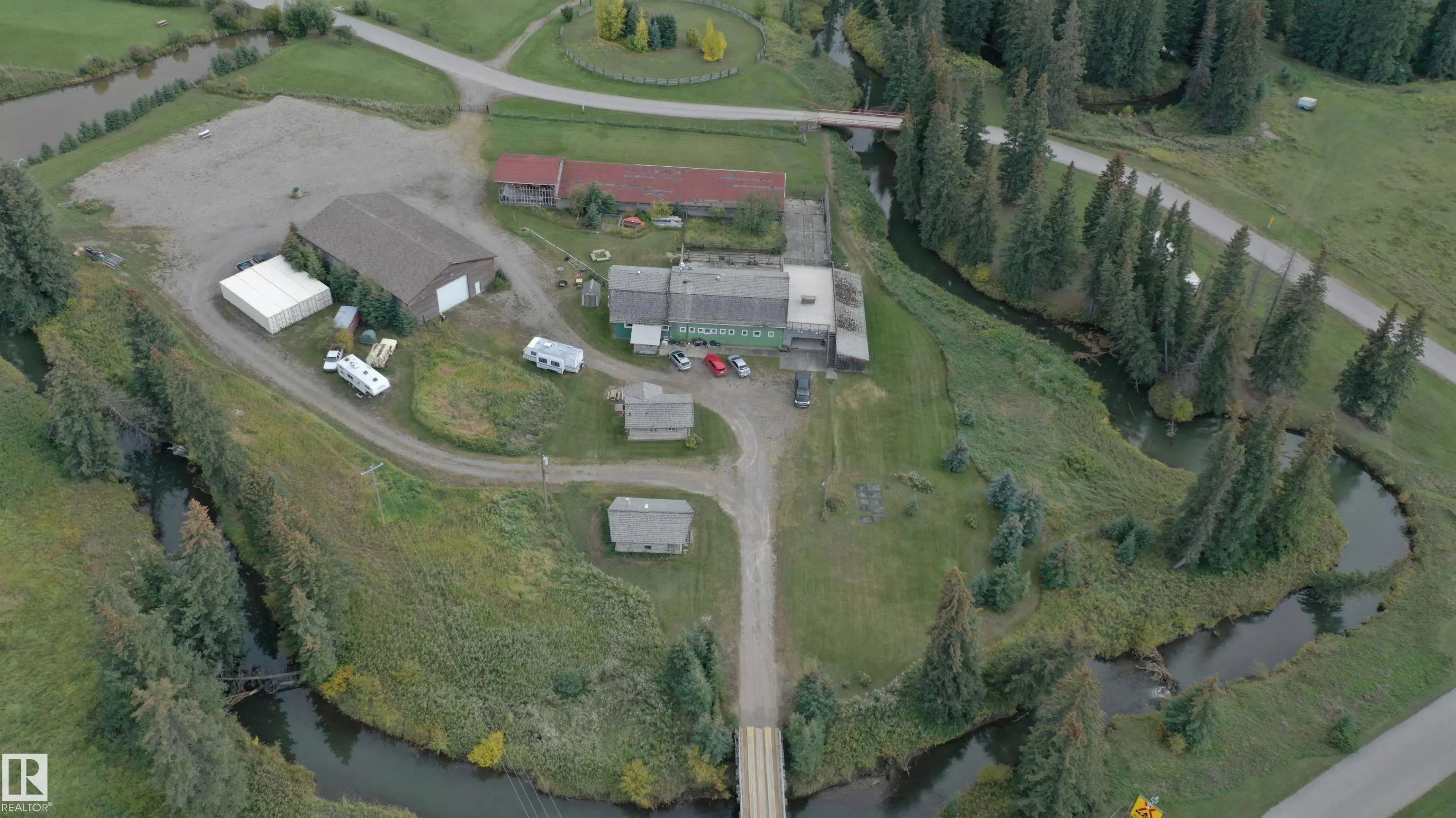 Photo for MLS®# E4491929 - home for sale at 50409b Highway 16, None, Rural Yellowhead AB