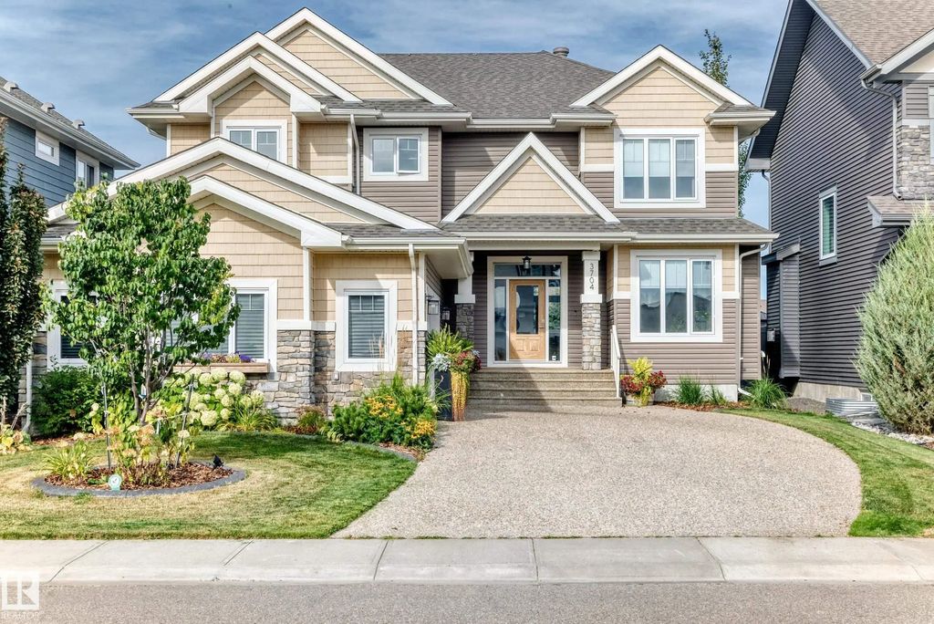 3704 Westcliff Way, Edmonton