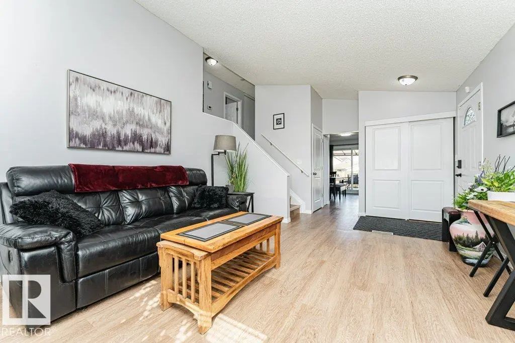 6 Kiniski Crescent, Edmonton