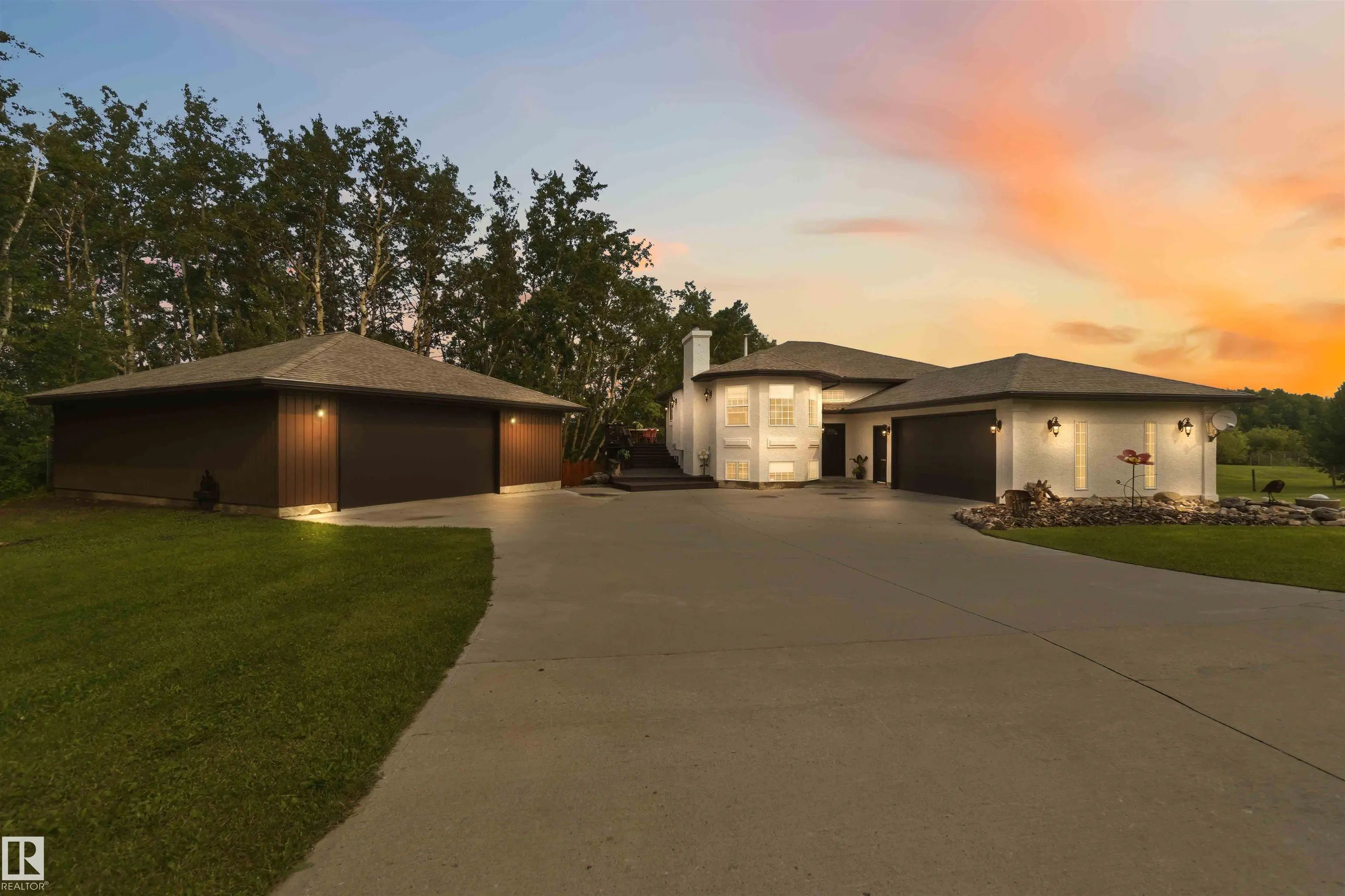 Rural Strathcona County Home for Sale: Rural Listing in Sun Hill Estates