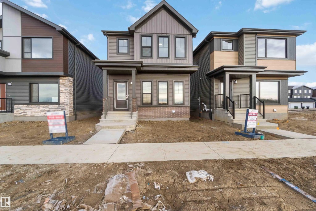 5452 Hawthorn Run, Edmonton