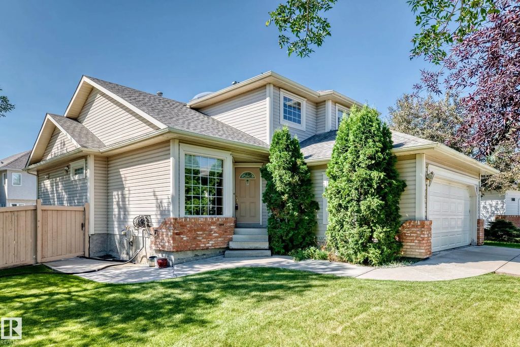 271 Ormsby Road, Edmonton