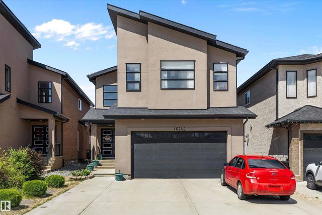 16742 61 Street Nw, Edmonton