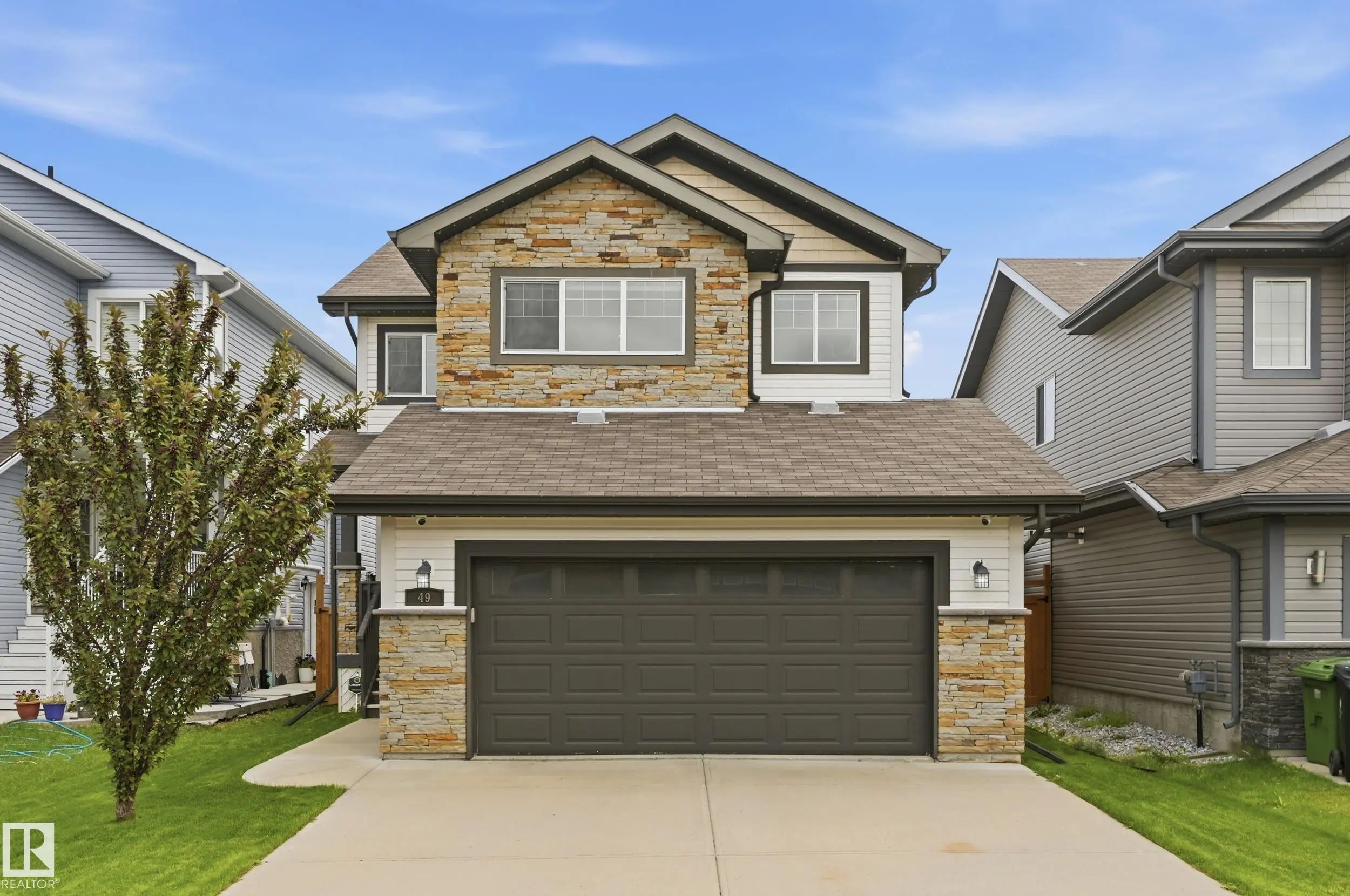 Single Family Property for Sale at 49 Navajo Ln, Fort Saskatchewan: MLS®# E4503112